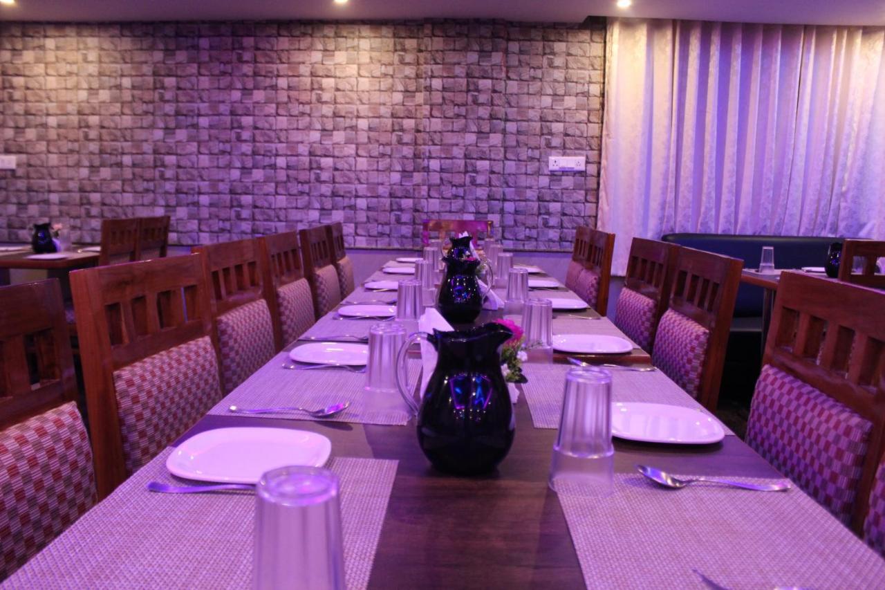 Golden Pride Hotel Kanakapura Zewnętrze zdjęcie