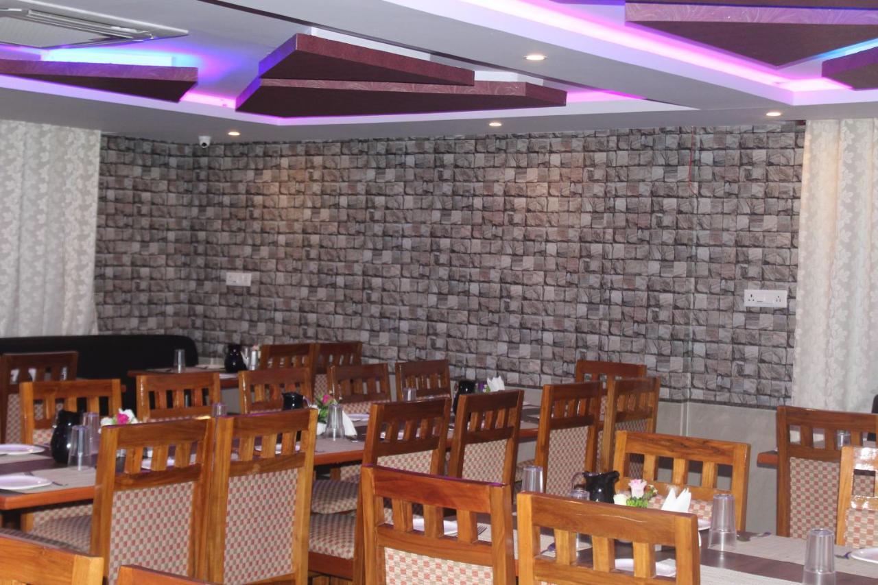 Golden Pride Hotel Kanakapura Zewnętrze zdjęcie