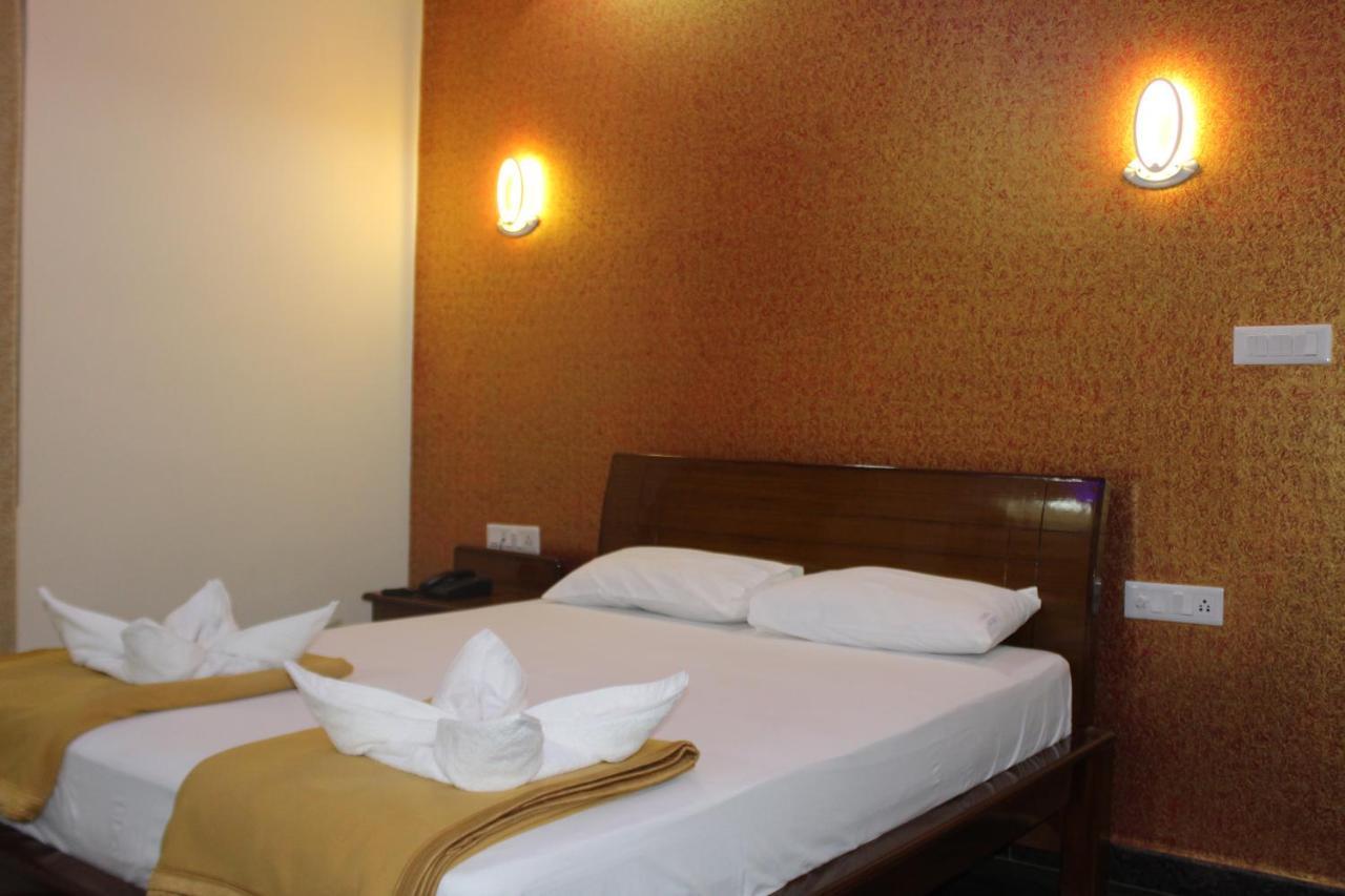 Golden Pride Hotel Kanakapura Zewnętrze zdjęcie
